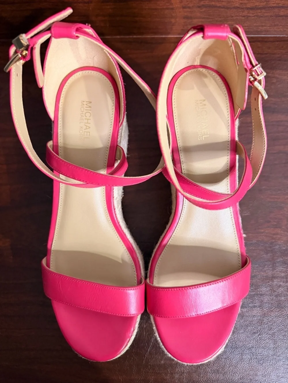 Michael Kors Women’s Hot Pink Espadrille Wedge Sandals Size 8.5 Gold Accents